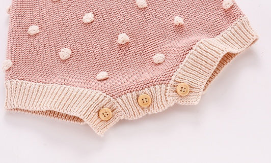 Baby knitted sweater perfect for newborn photoshoot