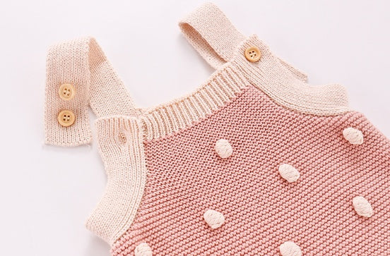 Baby knitted sweater perfect for newborn photoshoot